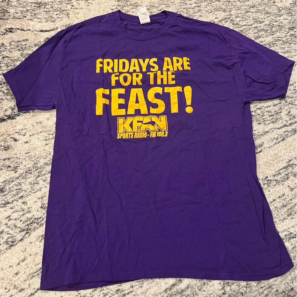 Men’s KFAN Friday Feast T-Shirt
